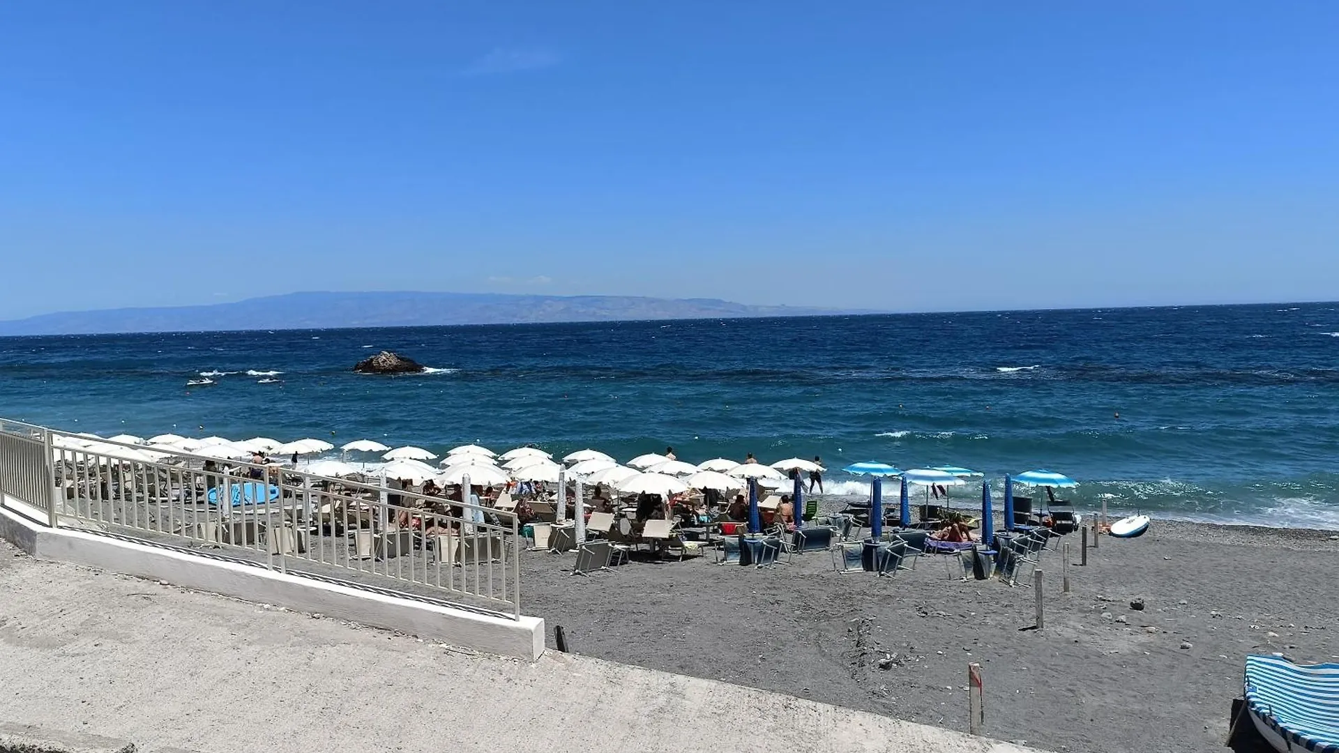 Casa Vacanze Margarita Sant'Alessio Siculo 0*,